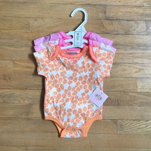 Juicy Couture set of 3 baby onesie’s